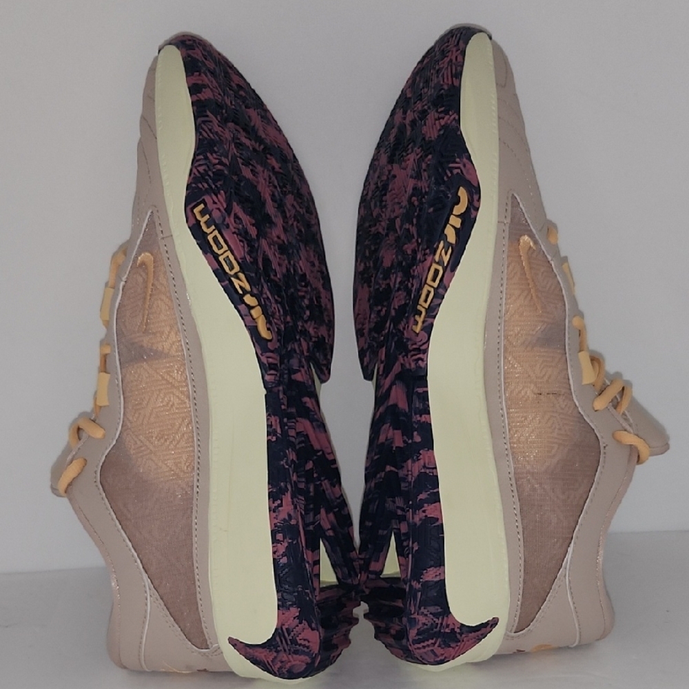 Nike Zoom Freak 5 Fossil Stone Sneakers - Picture 5 of 9